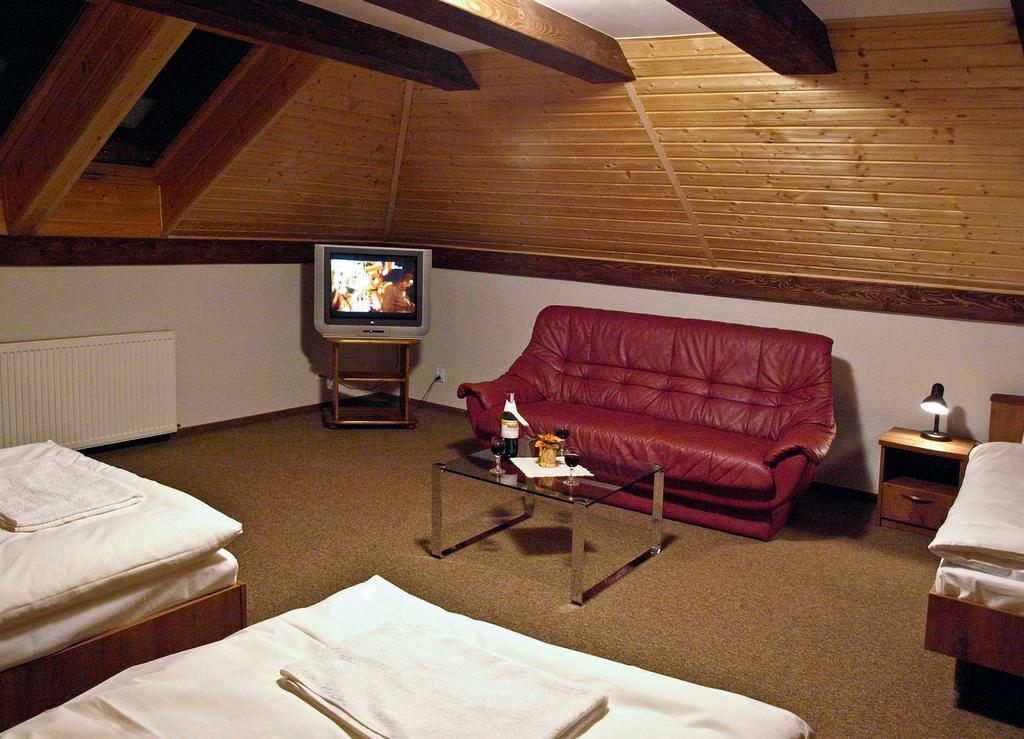 Noclegi Helvet Ustrzyki Dolne Kamer foto