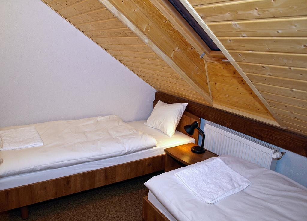 Noclegi Helvet Ustrzyki Dolne Kamer foto